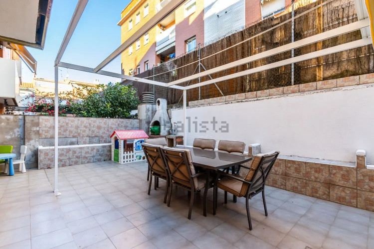 Piso en Barrio Les Arenes