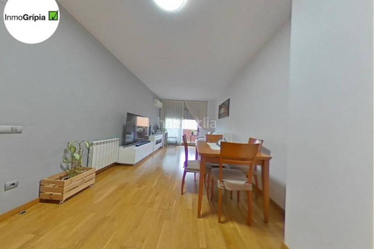 Piso  en venta en les arenescan montllorla grípia08227 en Terrassa