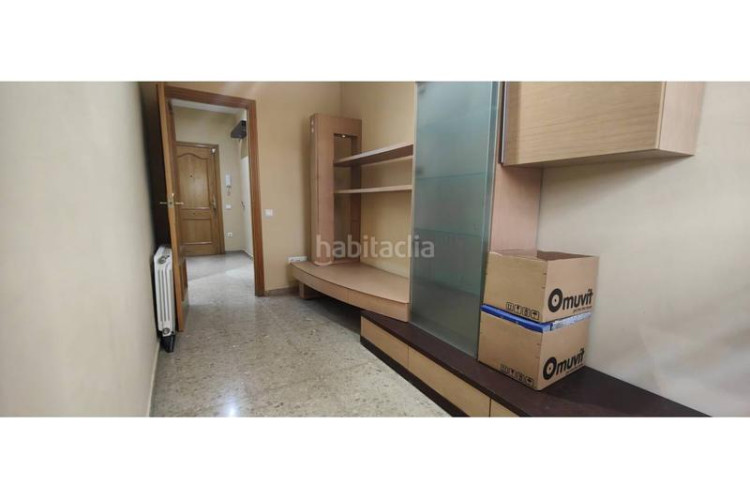 Piso  de 3 habitaciones con parking en Plaça Catalunya - Escola Industrial Terrassa