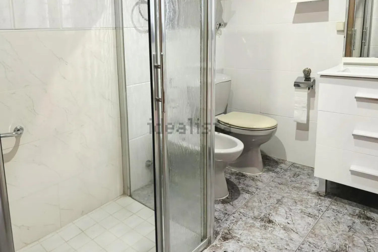 Casa independiente en calle d'Àngel Guimerà