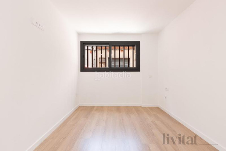 Planta baja en calle pere fizes 4 en San Pere Terrassa