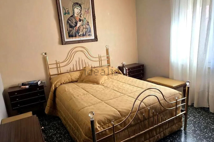Casa independiente en calle de la Mare de Déu de la Fuencisla