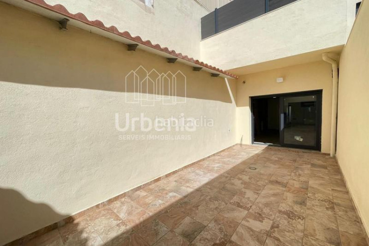 Piso  en venta en Ca n'Aurell Terrassa