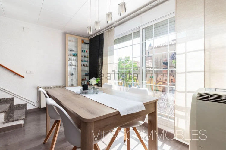 Chalet adosado en calle de Sant Damià