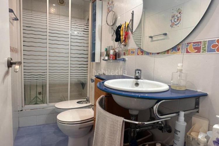Piso  a la venta en avenida santa eulalia, ! en Terrassa