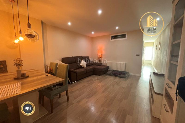 Planta baja tu nuevo hogar acogedor en zona tranquila en Terrassa