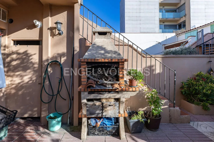 Chalet adosado en Barrio La Cogullada