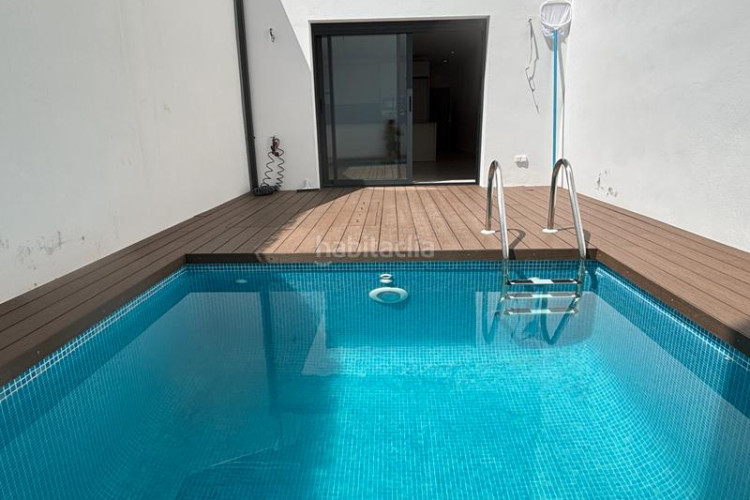 Casa en carrer de las navas de tolosa 87 exclusiva casa a estrenar con piscina privada en Terrassa