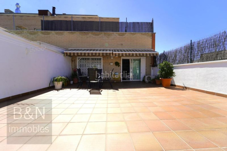 Dúplex espectacular terraza, garaje privado capacidad para 4 coches, vivienda amplia y luminosa! en Terrassa
