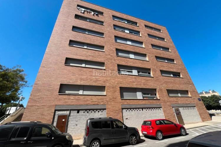 Piso en carrer datenes 24 piso en venta en Roc Blanc Terrassa