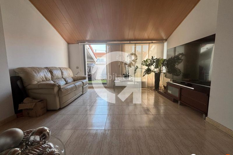 Dúplex precioso dúplex con parking y trastero en Zona Esportiva Terrassa