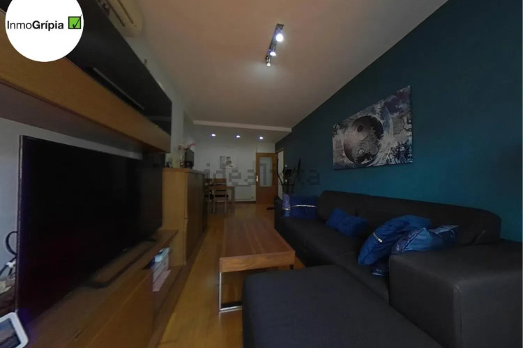 Piso en Barrio Les Arenes
