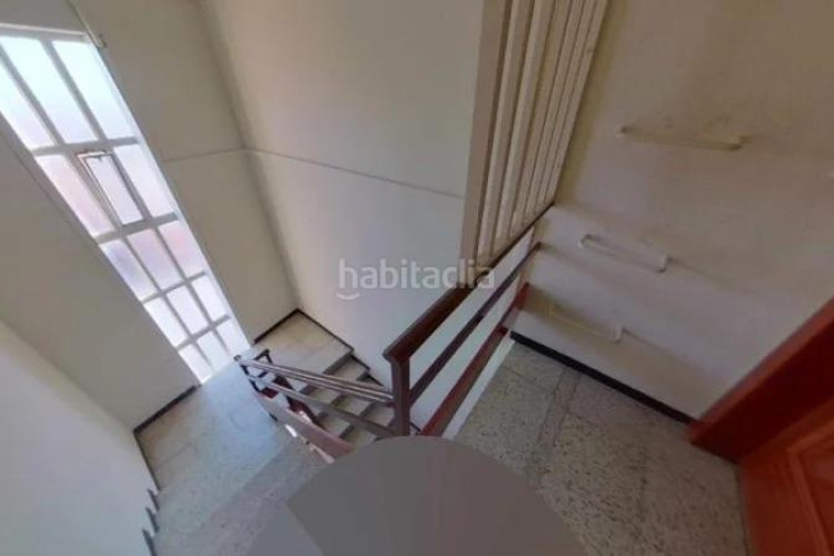 Piso  de 4 habitaciones en Zona Esportiva Terrassa
