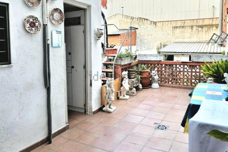 Casa independiente en calle d'Àngel Guimerà