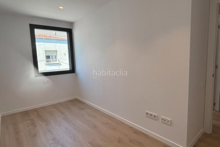 Casa en carrer de las navas de tolosa 87 exclusiva casa a estrenar con piscina privada en Terrassa