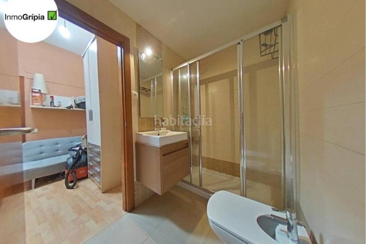 Dúplex piso en venta en les arenescan montllorla grípia08227 en Terrassa