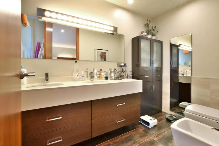 Casa independiente en calle de la Poetessa Caparà