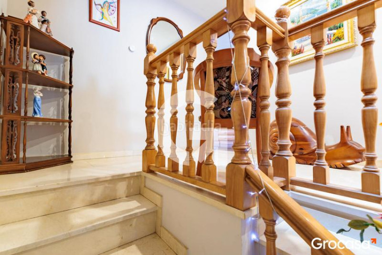 Casa amplia casa para dos familias en Les Arenes - La Grípia - Can Montllor Terrassa