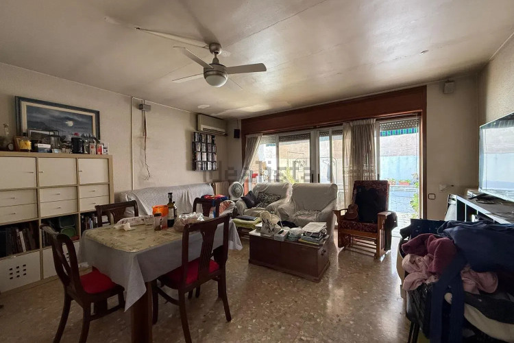 Chalet adosado en CL Sant Lloren, De