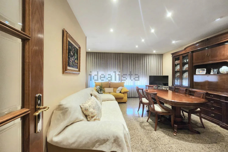 Chalet adosado en Barrio La Cogullada