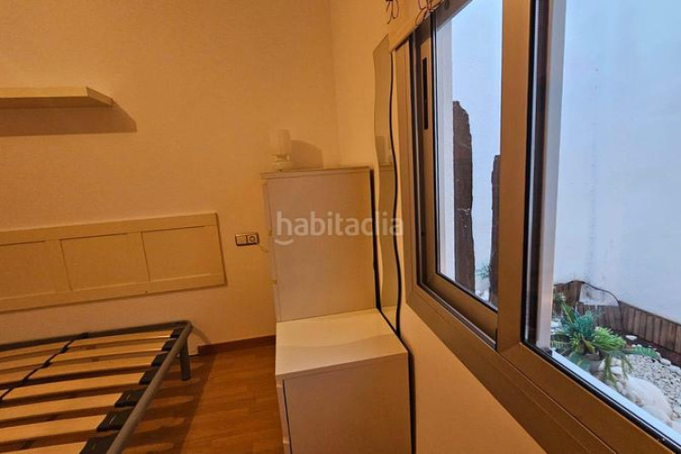 Piso junto centro civico montserrat roig en Plaça Catalunya - Escola Industrial Terrassa