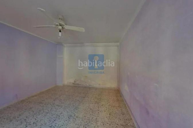 Piso inmueble ilegalmente okupado situado en el passeig del vintidos de juliol 766, bajos 4, , barcelona en Terrassa