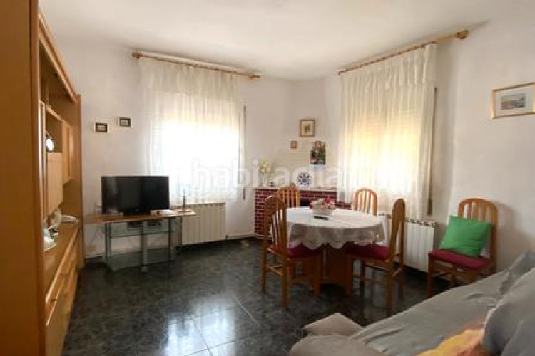 Chalet  bifamiliar ubicado en Can Parellada en Terrassa