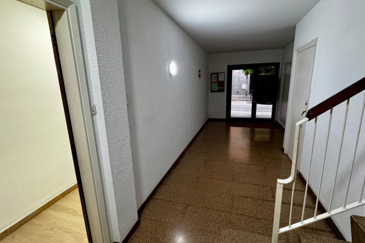 Mu00C1S ADEI, 79, Barri del Centre