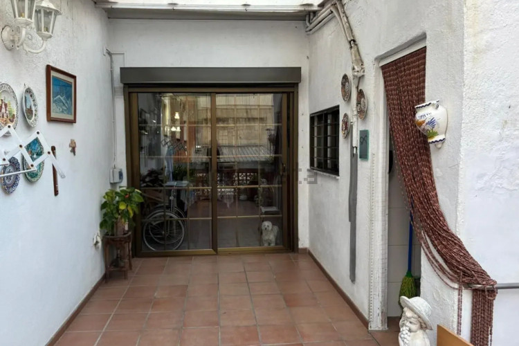 Casa independiente en calle d'Àngel Guimerà
