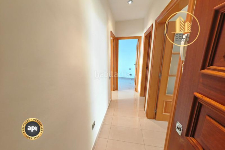 Casa dos viviendas independientes en una sola casa en la gripia – les arenes en Terrassa