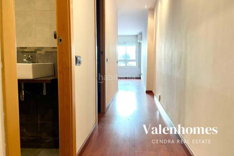 Piso precioso y amplio piso en calle topete. en Barri del Centre Terrassa