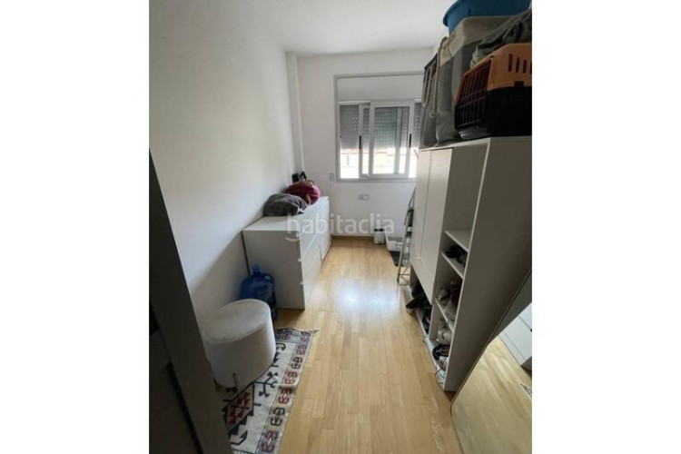 Piso  en can aurell de ambar de 84 m2 y 3 habitaciones en Terrassa