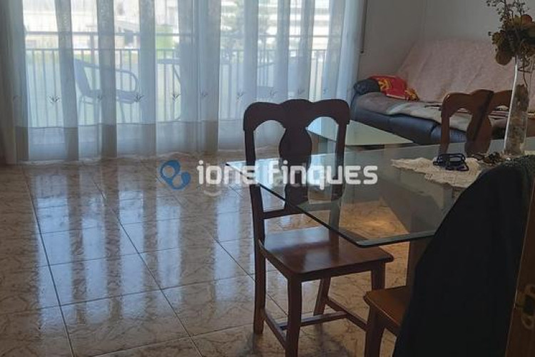 Piso ione finques ofrece en Can Parellada Terrassa