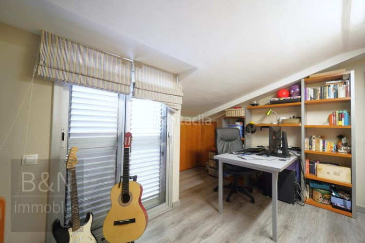 Dúplex impresionante dúplex de 4 dormitorios con 3 salidas al exterior espaciosidad y luz natural en cada rincón en Terrassa