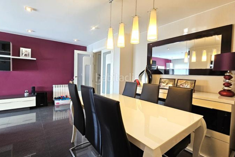 Piso en carrer de pau marsal 76 exclusiva vivienda con acabados de lujo y una ubicación inmejorable. en Terrassa