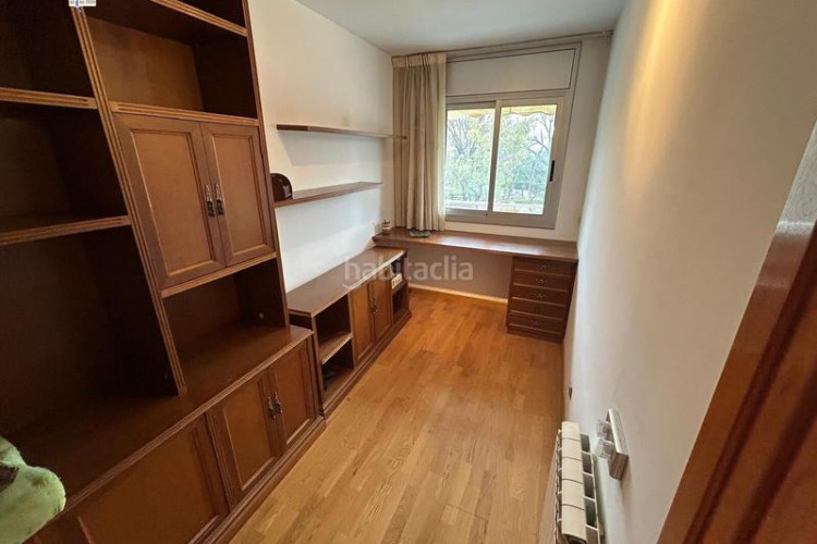 Piso exclusivo piso en el corazón zona ca naurell!!! en Terrassa