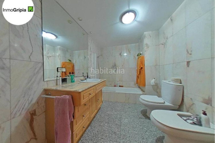 Piso  en venta en les arenescan montllorla grípia08227 en Terrassa