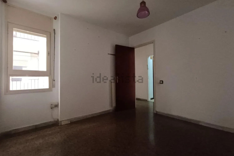 Piso en avenida de Josep Tarradellas