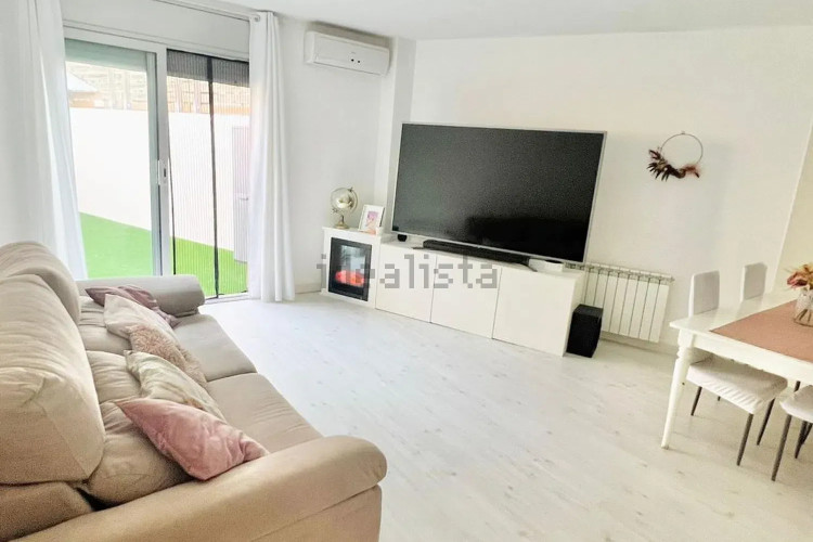 Chalet adosado en Barrio Roc Blanc