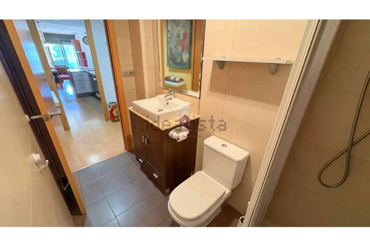 Piso en calle de la Poetessa Caparà