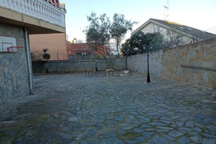 Casa independiente en calle d'Holanda