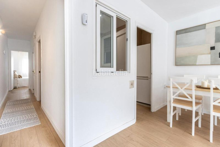 Dúplex vivienda tipo dúplex de 2habs. + garaje + patio. zona Segle XX en Terrassa
