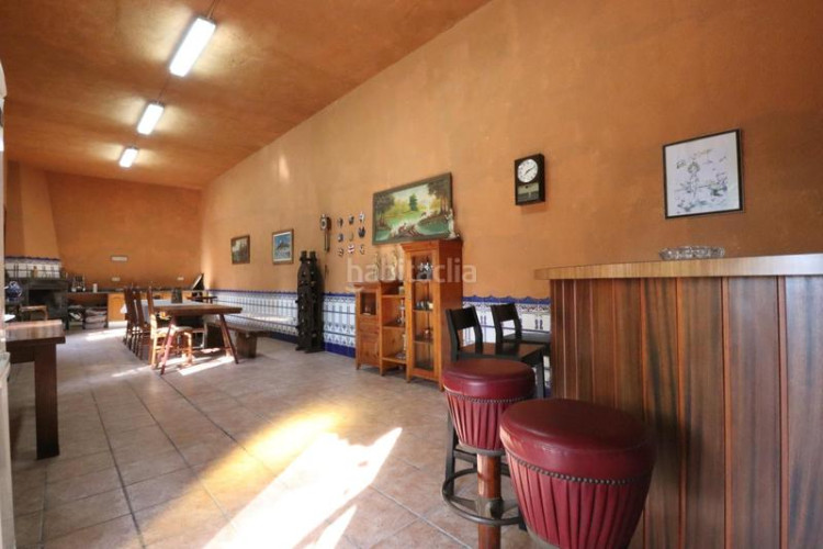 Casa única e impresionante finca a 4 vientos con piscina y jardin en Terrassa