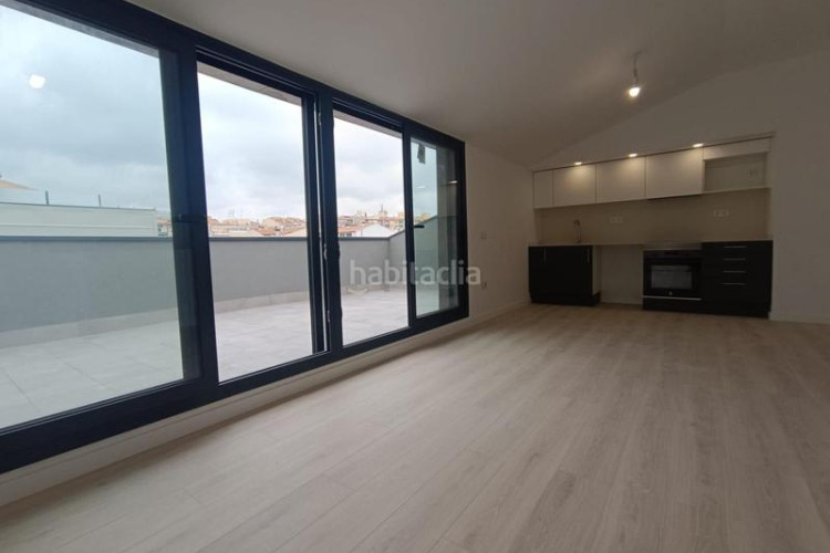 Dúplex en transversal 181 obra nova acabada i eficiència energètica a en Terrassa