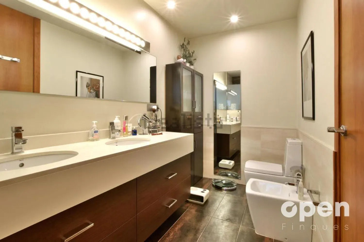 Chalet adosado en calle de la Poetessa Caparà