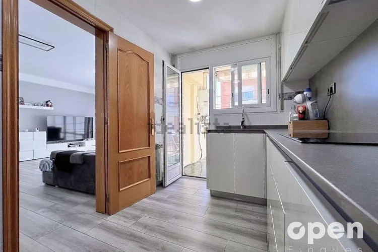 Dúplex en calle de Frederic Mistral