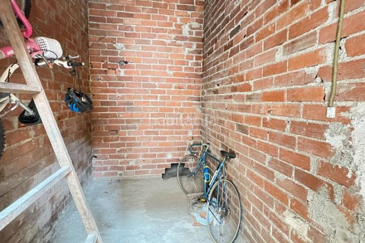 Casa local per a edificar casa unifamiliar. en Les Arenes - La Grípia - Can Montllor Terrassa