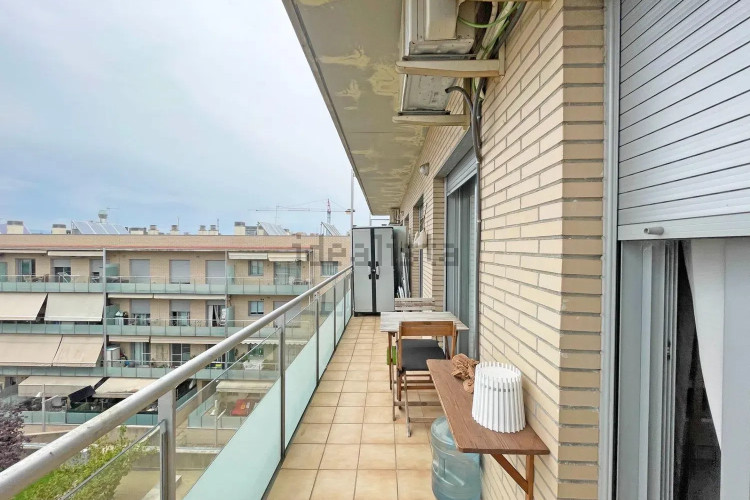 Piso en Barrio Les Arenes