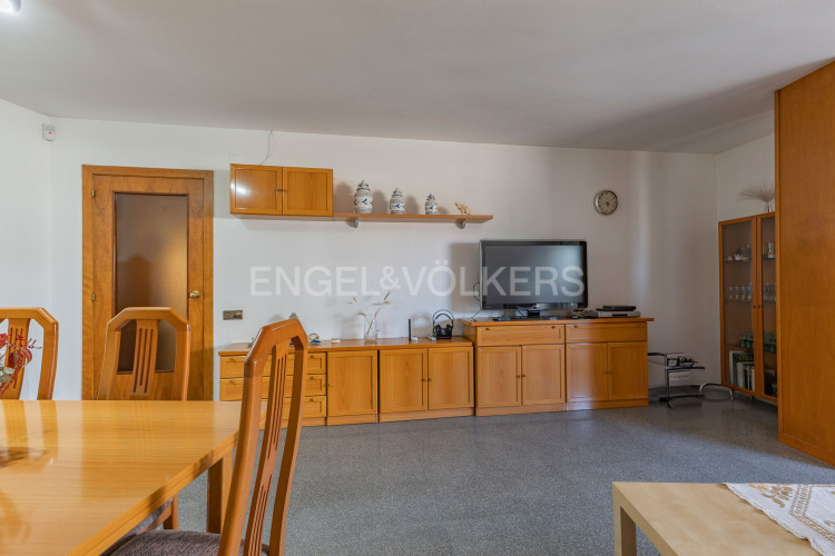 Vallparadu00EDs - Antic Poble de Sant Pere