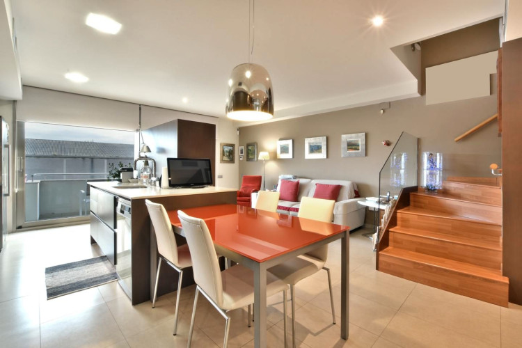 Carrer de la Poetessa Caparu00E0, Sant Pere Nord